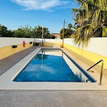 Holiday home Adosado En La Playa Con Piscina *
